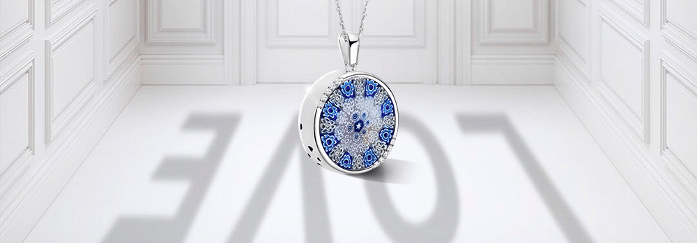 Totwoo murano necklace